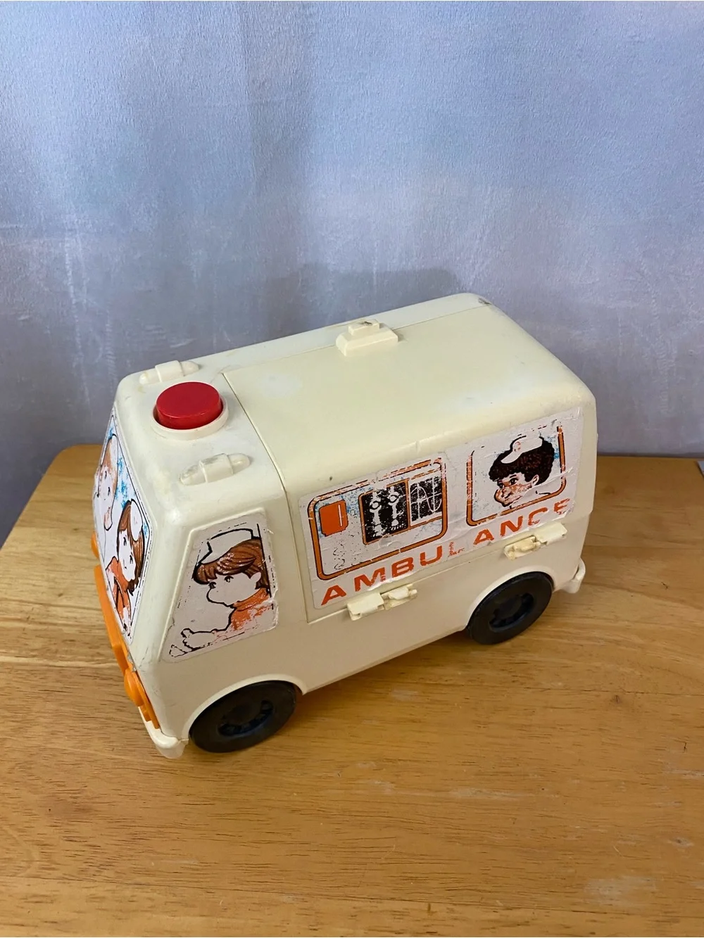 Vintage 1978 Tomy Sears Play Paramedic Van Ambulance